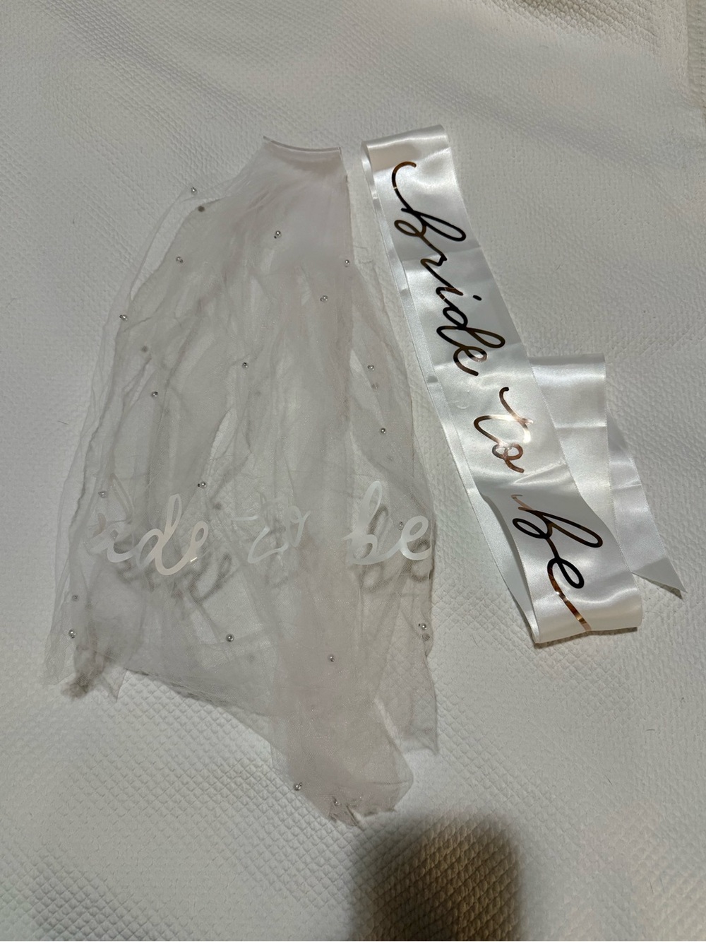 Bride to Be Satin Sash and Veil Set - White
